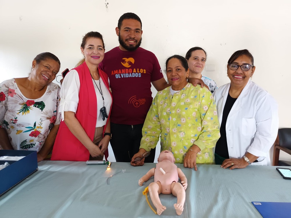 Read more about the article SRSM capacita en asistencia del recién nacido sano y enfermo en Hospital Yamasá