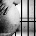 Un embarazo en adolescente “es una condena”