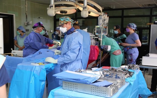 Read more about the article Hospital Salvador B. Gautier anuncia su XX jornada de cirugías de columna vertebral