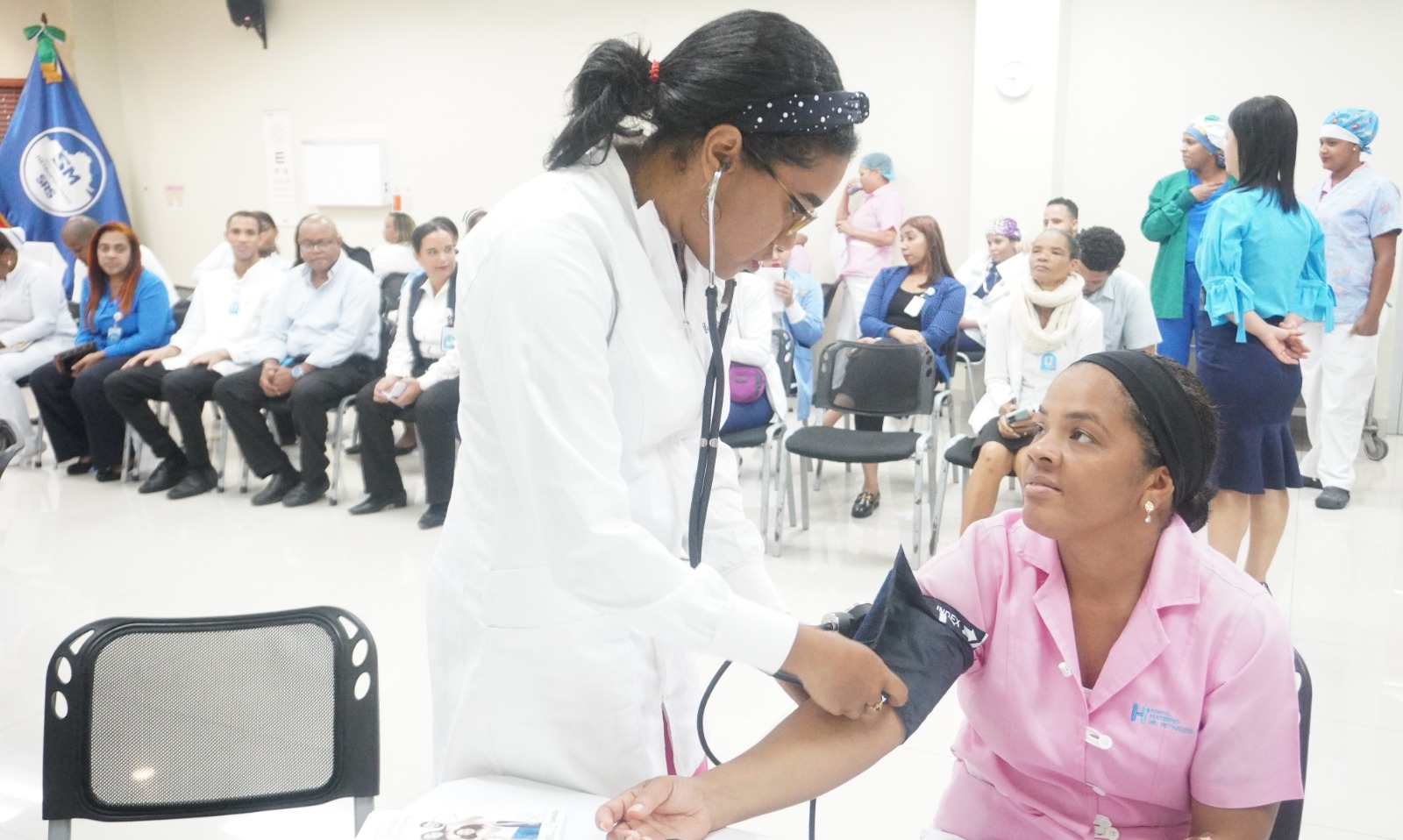 En este momento estás viendo Hospital Materno Dr. Reynaldo Almànzar realiza operativo médico para sus colaboradores