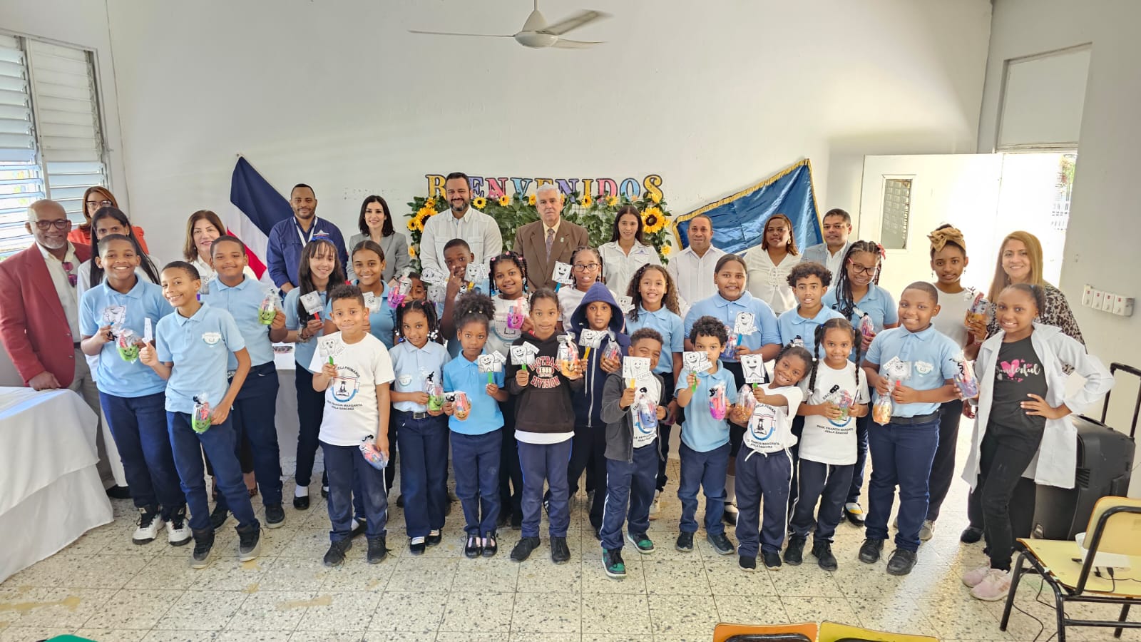 En este momento estás viendo Más de 2,400 estudiantes de Pedro Brand y SDO beneficiados con programa “Salud Escolar” del SNS