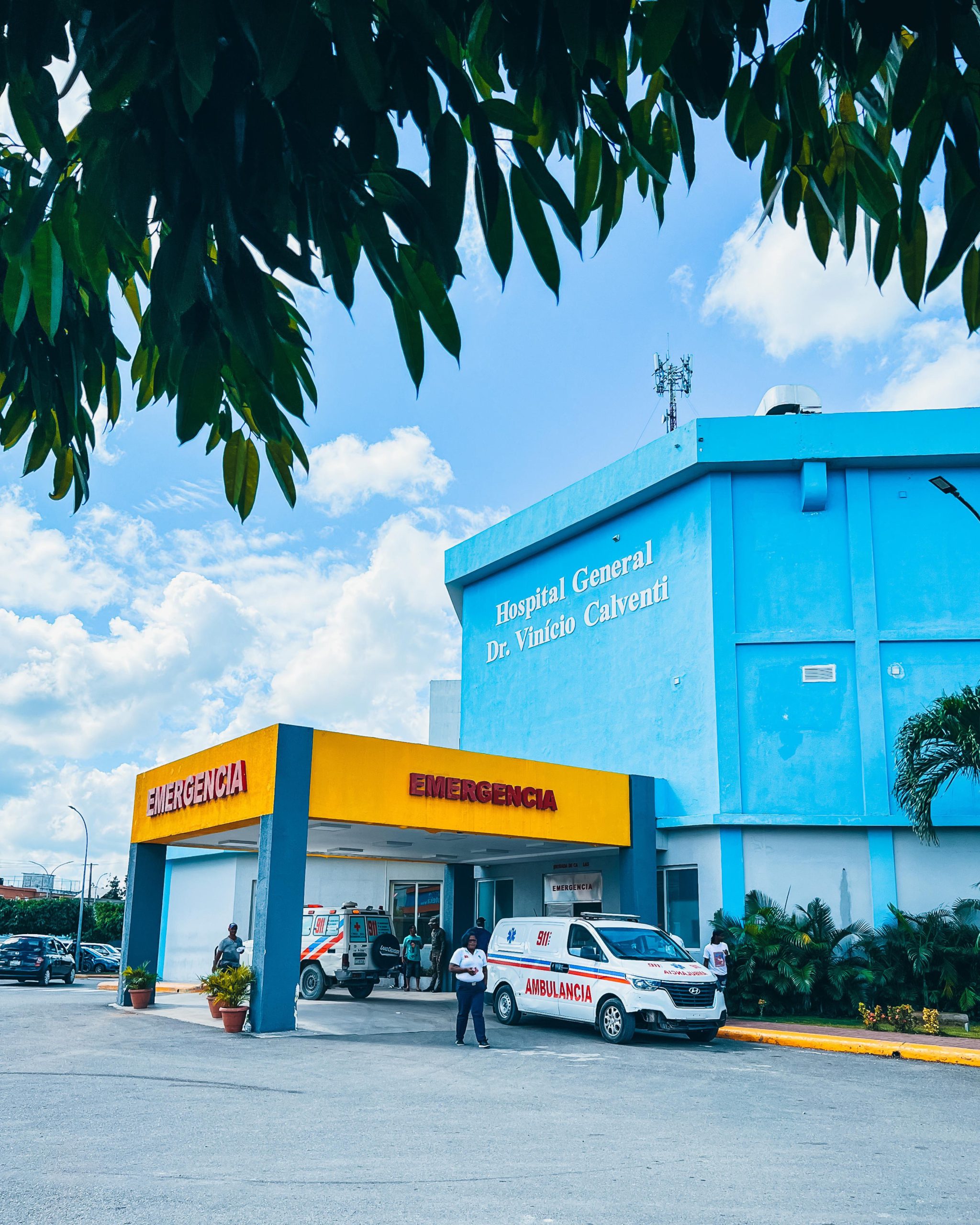 En este momento estás viendo Vinicio Calventi supera las 617 mil atenciones médicas durante el año 2025.