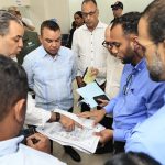 Dr. Julio Landrón supervisa hospital Ángel María Gatón y anuncia apertura segunda fase