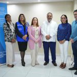 Hospital Moscoso Puello fortalece capacidades médicas con taller sobre manejo del dengue en UCI